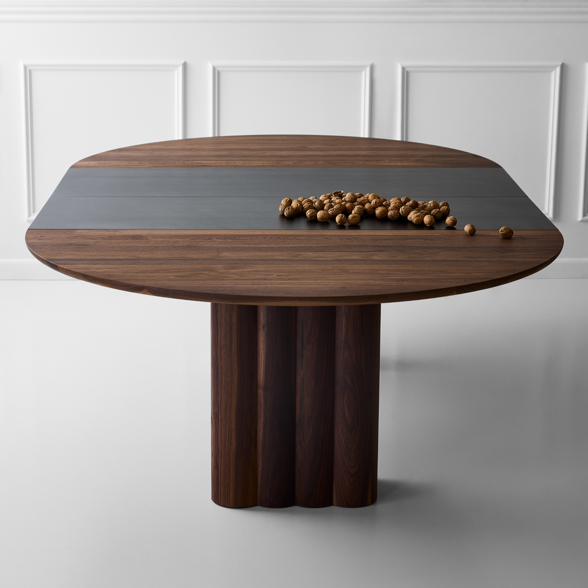 Plush Table Round